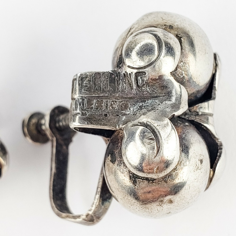Vintage Mexico Sterling Silver 925 Screw Back Earrings Balls and Leaves Design - Picture 6 of 8